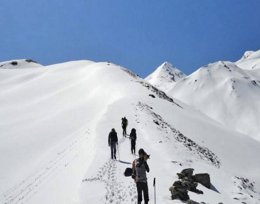 Kuari Pass with Pangarchula Peak 
